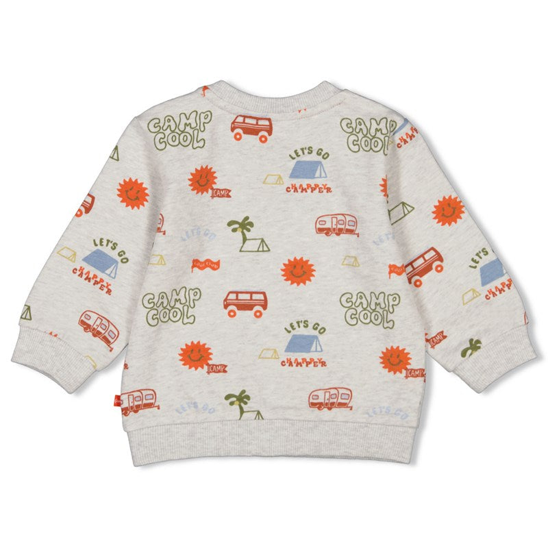 Schöner Sweater mit All Over Print mit Campingmotiven in grau melange aus Bio-Baumwolle